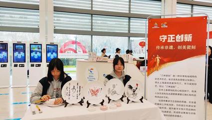 用文化志愿服務(wù)踐行雷鋒精神,浦東啟動(dòng)藝愛(ài)直通車(chē)"六進(jìn)"活動(dòng)